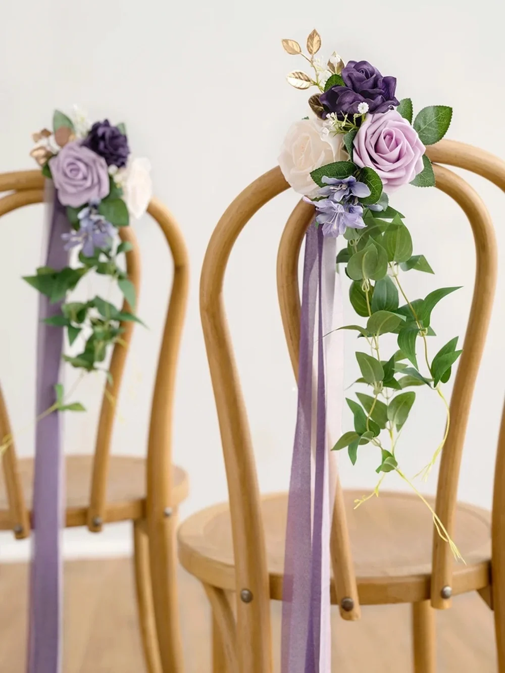 Ling’s Moment lilac & gold aisle floral arrangements